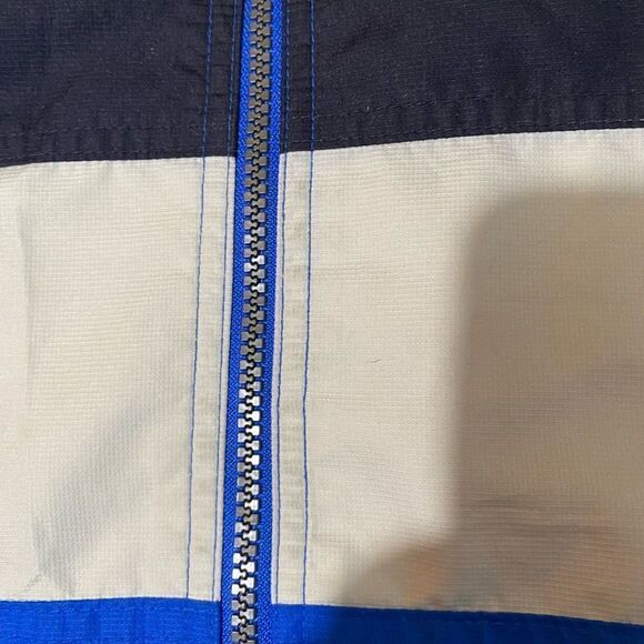 Roundtree & Yorke Performance Windbreaker Jacket - Picture 3 of 4